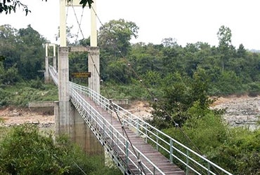 แก่งตะนะ